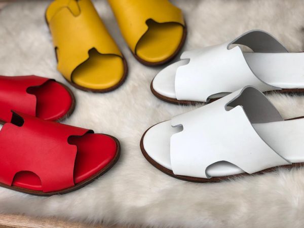 Trendy Unisex Slippers - Image 3